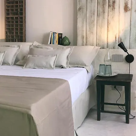 Làmia Fiscaluri Villa